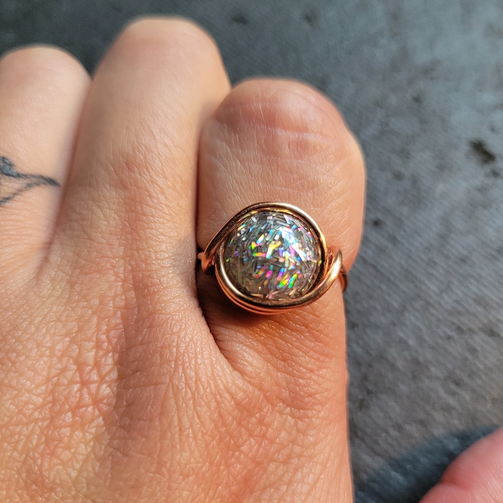 Adjustable Glitter Resin Ring - Picture 4 of 4